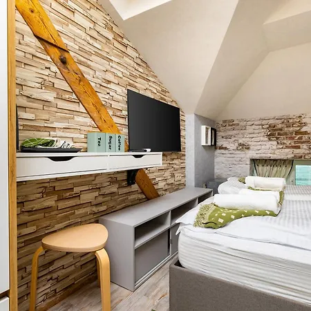 Kapana Art Sky Parking Included Гостевой дом Пловдив