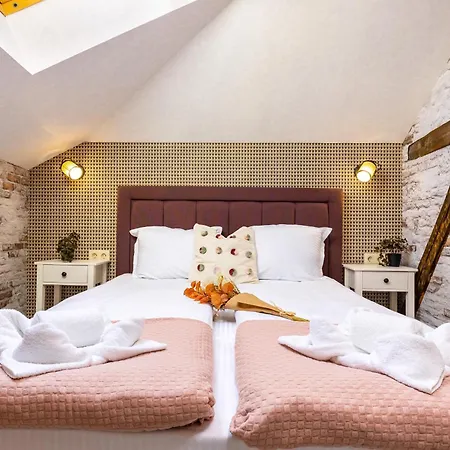 Kapana Art Sky Parking Included