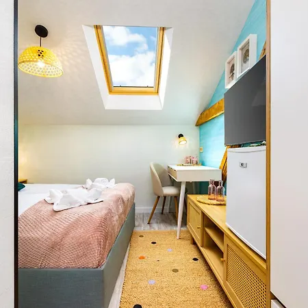 Гостевой дом Kapana Art Sky Parking Included 3*