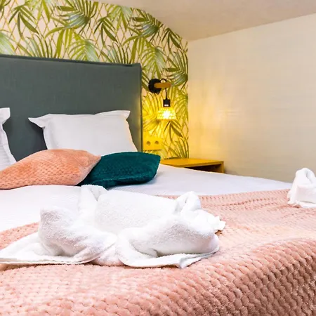 Kapana Art Sky Parking Included 3*