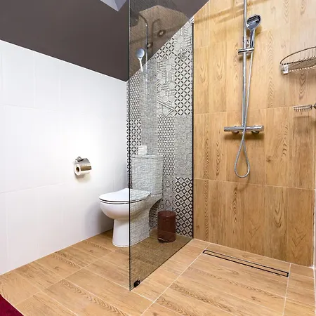 Kapana Art Sky Parking Included Пловдив